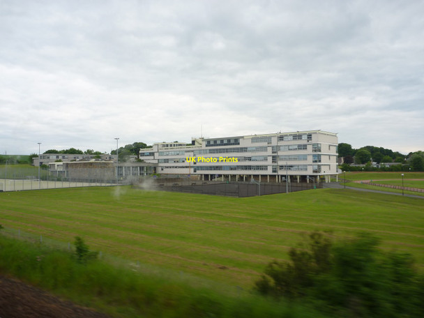 Photo 6"x4" On The Fife Circle : Balwearie High School, Kirkcaldy Kirkcaldy c2013