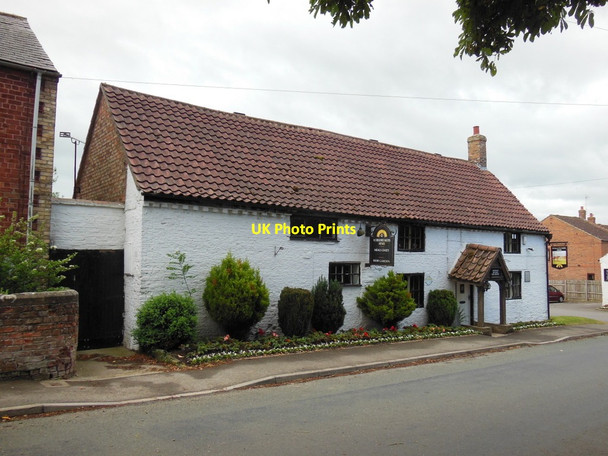 Photo 6"x4" The Horsebreakers Arms, Hutton  Sessay Hutton Sessay c2013