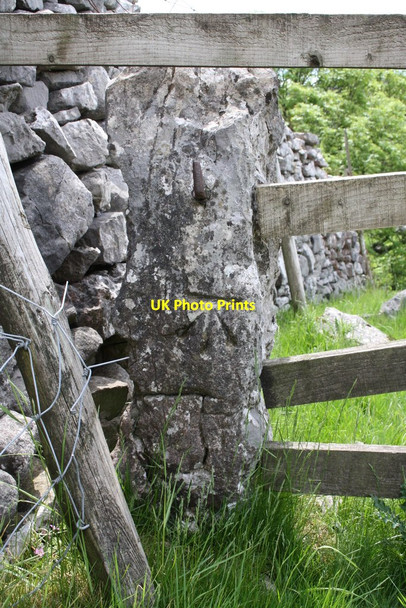 Photo 6"x4" Benchmarked gatepost at entrance to Kilnsey Howgill Reservoir Kilnsey c2013