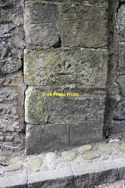 Photo 6"x4" Benchmark on wall pier of Cravengate Richmond\/NZ1701 c2013