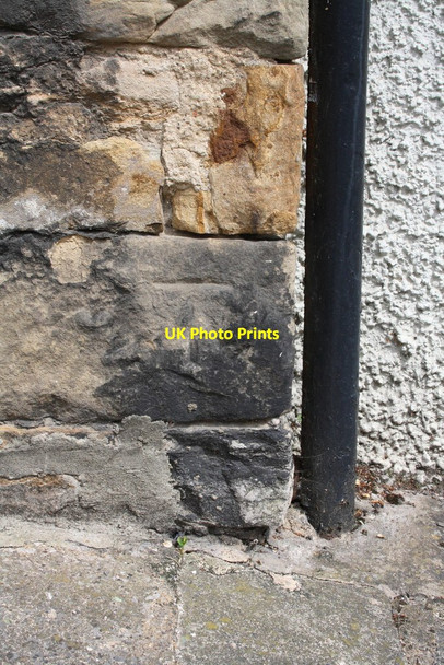 Photo 6"x4" Benchmark on #42 Bargate Richmond\/NZ1701 c2013