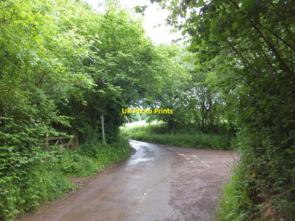 Photo 6"x4" Clapper Cross Bondleigh c2013