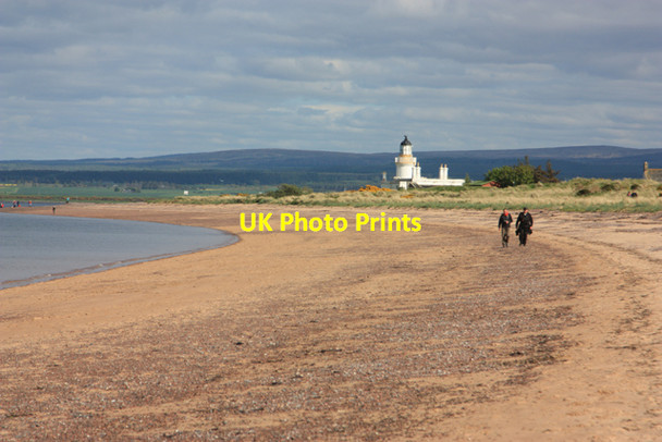 Photo 6"x4" Rosemarkie Bay and the lighthouse Fortrose c2013