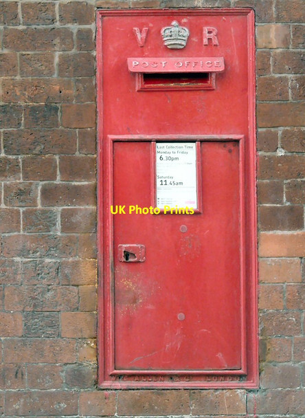 Photo 6"x4" Victorian postbox on Little Underbank Stockport\/SJ8990 c2013