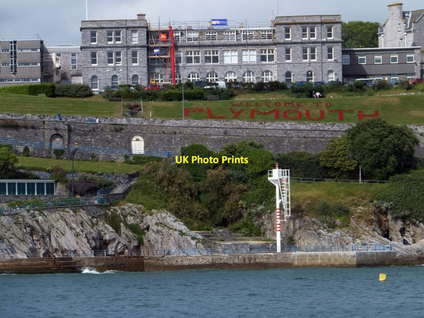 Photo 6"x4" Welcome to Plymouth in flowers Mount Batten c2013
