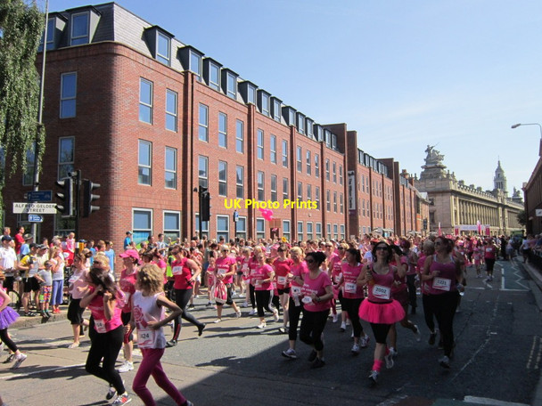 Photo 6"x4" The Race for Life, Hull City Centre Kingston upon Hull c2013 P1