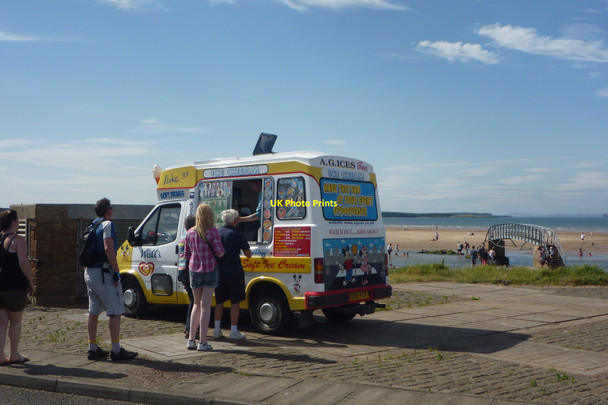 Photo 6"x4" Coastal East Lothian : A Summer Sunday At Belhaven Dunbar c2013