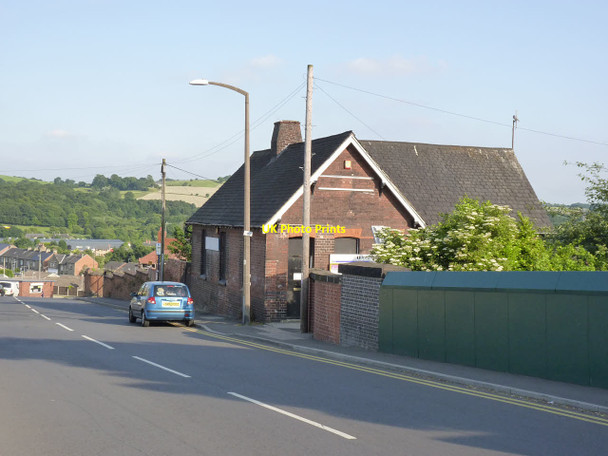 Photo 6"x4" Elsecar Station building Elscar c2013