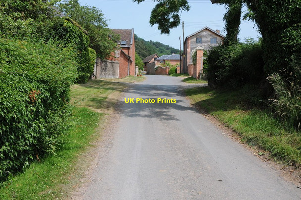 Photo 6"x4" Hill Top, Horsham Berrow Green c2013
