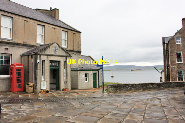 Photo 6"x4" Stromness Museum and the view across the harbour Stromness\/HY2509 c2013