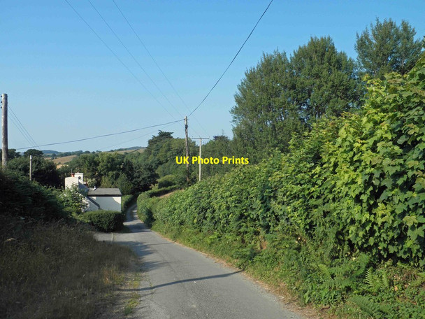 Photo 6"x4" Narrow lane near Meusydd farm Graig\/SH8074 c2013