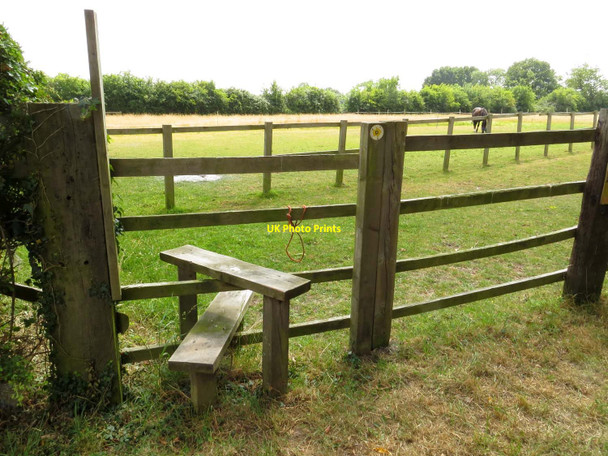 Photo 6"x4" A stile on the footpath Oakley\/SP6312 c2013