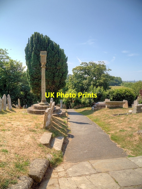 Photo 6"x4" Godshill Churchyard Cross Godshill\/SZ5281 c2013