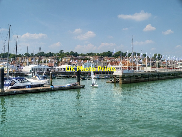 Photo 6"x4" Cowes Marina Cowes c2013