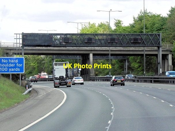 Photo 6"x4" Southbound M40, Wooburn Green Beaconsfield c2013