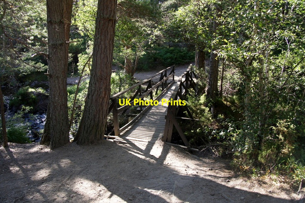 Photo 6"x4" Footbridge over the burn between Loch Gamhna and Loch an Eilein Doune\/NH8809 c2013
