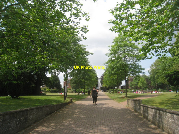 Photo 6"x4" The Memorial Gardens, Ashford Ashford\/TR0042 c2013
