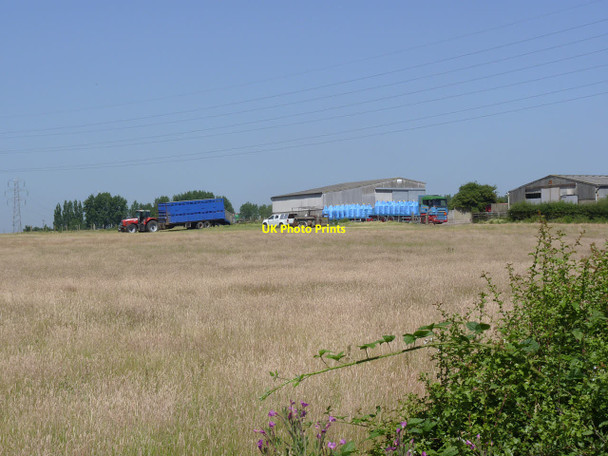 Photo 6"x4" Barns near Willington Willington\/SK2928 c2013
