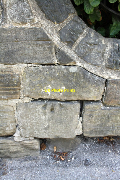 Photo 6"x4" Benchmark on wall on east side of Clarendon Road Leeds\/SE3034 c2013