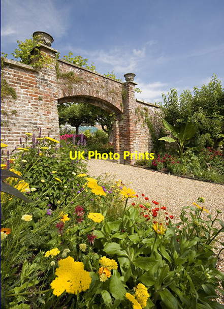 Photo 6"x4" Walled garden arch, Sledmere Sledmere c2013