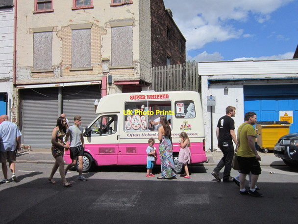 Photo 6"x4" Ice Cream Van on Humber Street, Hull Kingston upon Hull c2013