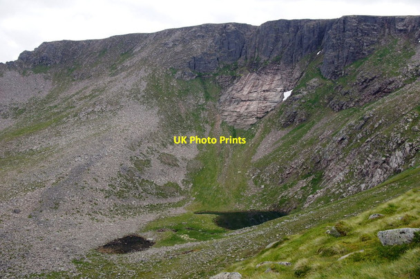 Photo 6"x4" Coire an Lochain Cairn Lochan c2013