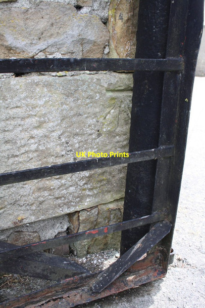 Photo 6"x4" Benchmark on barn at Gill Foot Farm Middleton\/SD6286 c2013