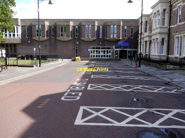 Photo 6"x4" Beacon Centre, Northumberland Square, North Shields Tynemouth c2013