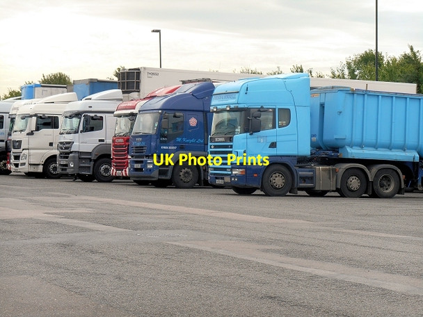 Photo 6"x4" Cambridge Service Area, Lorry Park Boxworth c2013