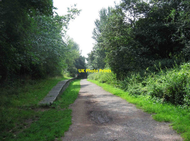 Photo 6"x4" South Staffordshire Railway Walk - platform of former Wombourne Station, Wombourne, Staffs Ounsdale c2013