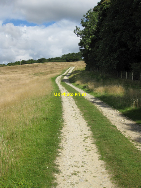 Photo 6"x4" White, stony track Crambeck c2013