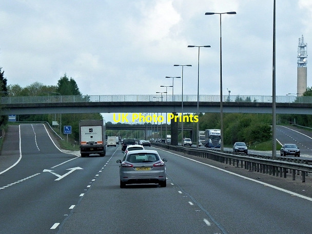 Photo 6"x4" Northbound M40, Exit at Junction 5 Stokenchurch c2013