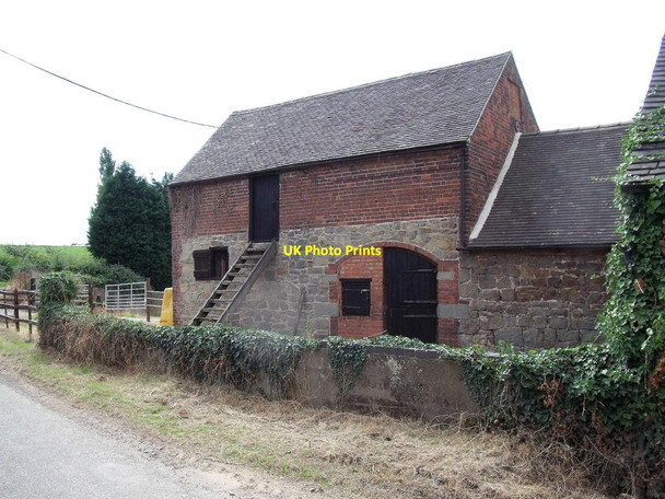 Photo 6"x4" Outbuildings at Manor Farm Stanton by Bridge c2013