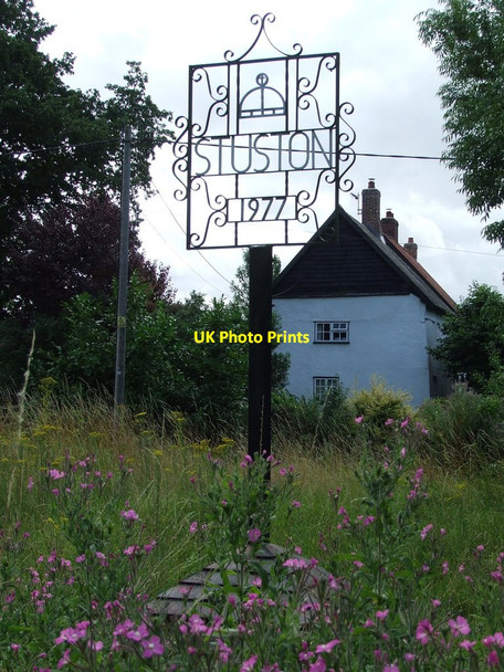 Photo 6"x4" Stuston Village Sign Diss c2013