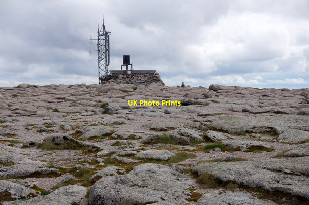 Photo 6"x4" The weather station at the summit of Cairn Gorm Cairn Gorm c2013