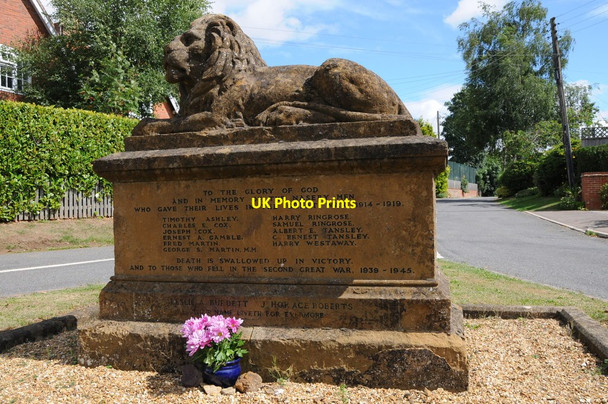 Photo 6"x4" War Memorial in Naseby Naseby c2013