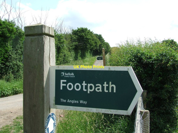 Photo 6"x4" Footpath Signs Upper Weybread c2013