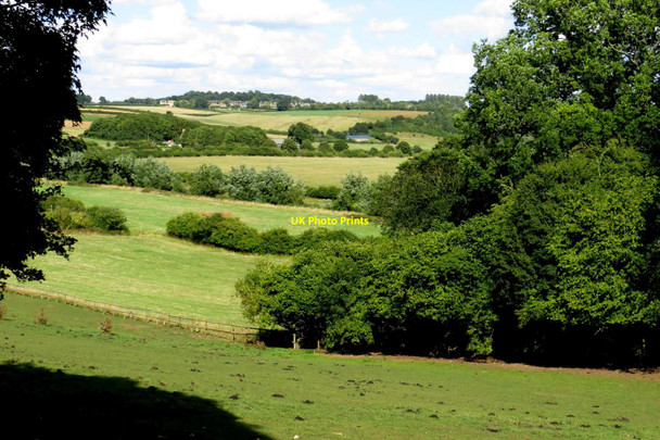 Photo 6"x4" Looking over the Evenlode valley East End\/SP3914 c2013