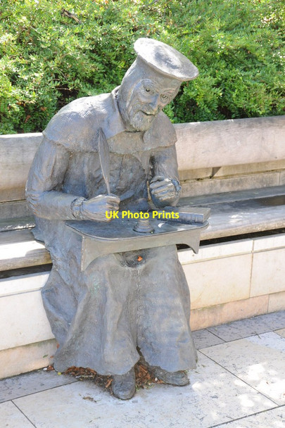 Photo 6"x4" Statue of William Tyndale in New Millennium Square Bedminster c2013