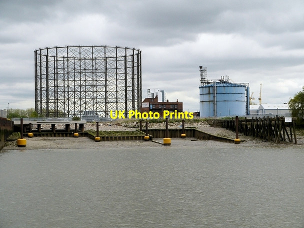 Photo 6"x4" River Thames, Blackwall Reach Poplar\/TQ3780 c2013
