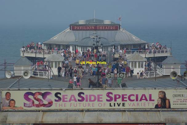 Photo 6"x4" Cromer Pier Cromer\/TG2142 c2013