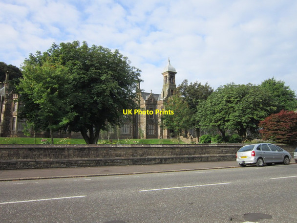 Photo 6"x4" Sir Gabriel Wood's Mariners' Home on Newark Street Greenock\/NS2776 c2013