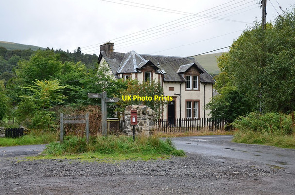 Photo 6"x4" Tweedsmuir crossroads Tweedsmuir c2013