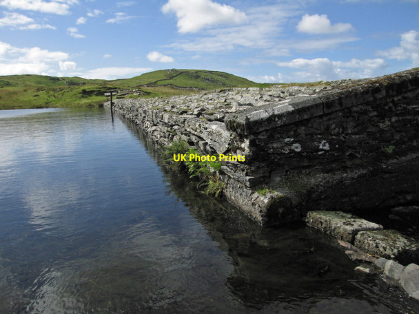Photo 6"x4" The Llyn y Fedw dam Eisingrug c2013