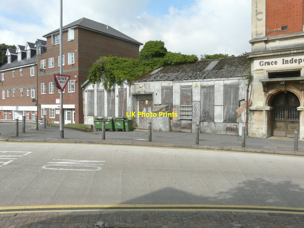 Photo 6"x4" Dilapidated building, Grace Hill Folkestone c2013
