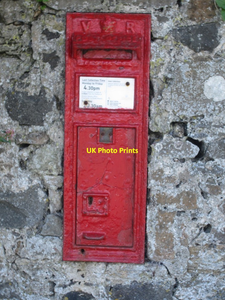 Photo 6"x4" Victorian post box, Low Newton-by-the-Sea Low Newton-by-the-Sea c2013