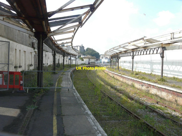 Photo 6"x4" The remains of Folkestone Harbour Station Folkestone c2013