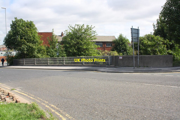 Photo 6"x4" Railway bridge TJC3\/1A, Dewsbury Road Leeds\/SE3034 c2013