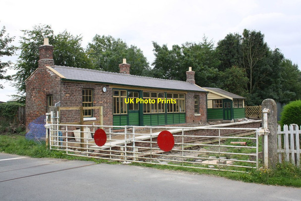 Photo 6"x4" Scruton railway station and level crossing Scruton c2013