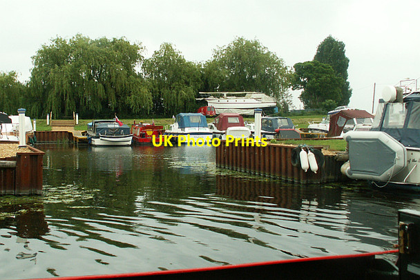 Photo 6"x4" Tiptree Marina River Bank c2006